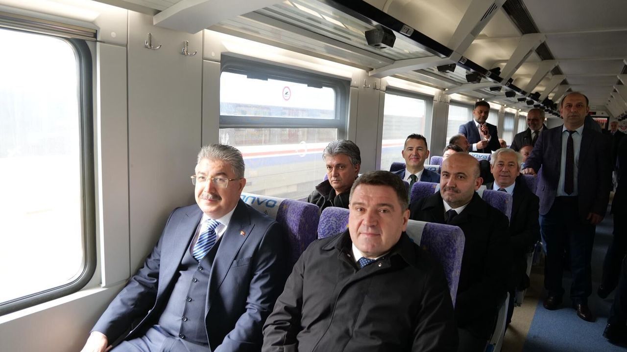 Eskişehir Protokolü Yunus Emre Anma Etkinlikleri İçin Mihalıççık'ta