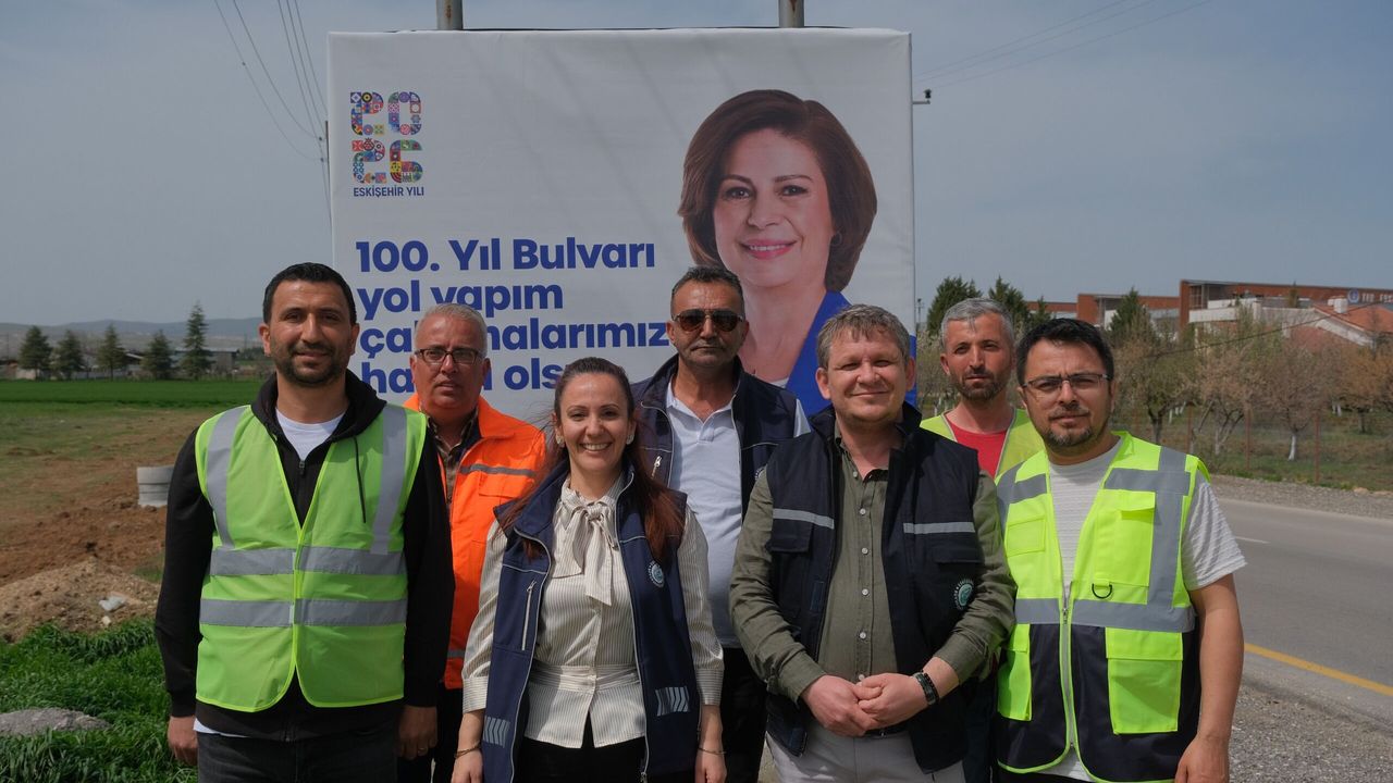 100. Yıl Bulvarı Yenileniyor, Trafik Akışı Daha Konforlu Hale Geliyor