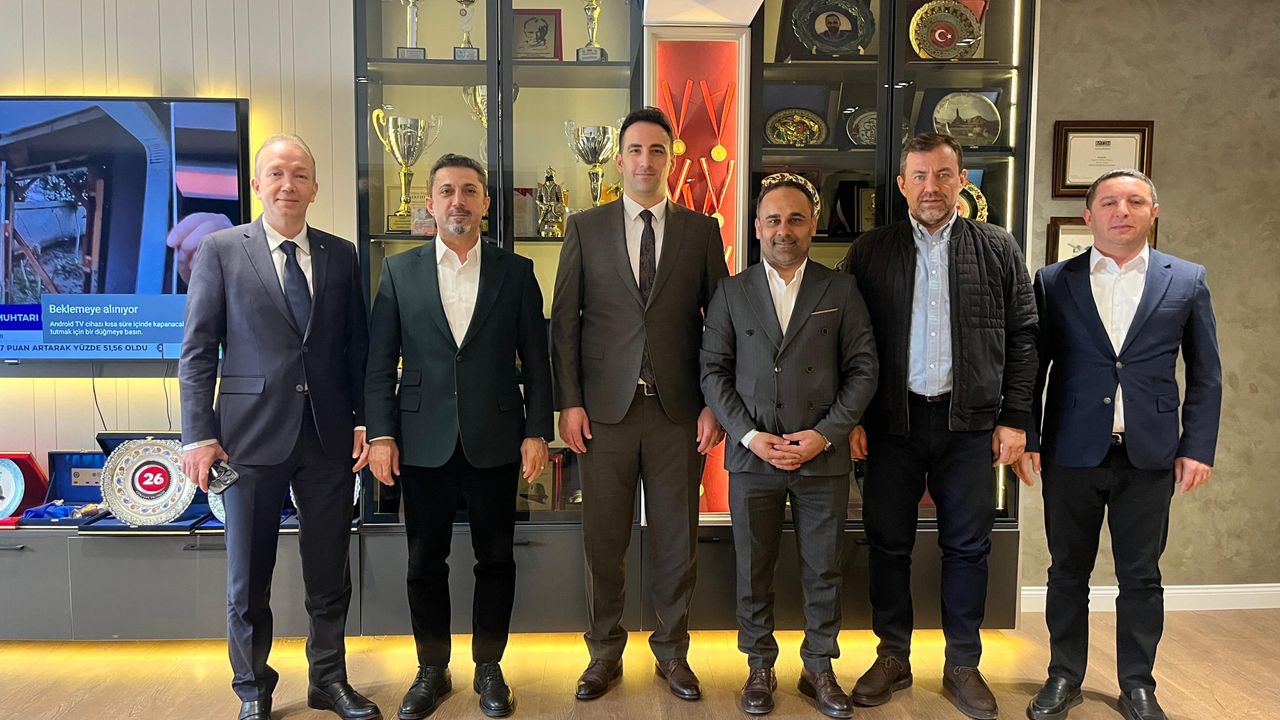 Eskişehir’de Medya Patronları Sektör Sorunlarını Görüştü