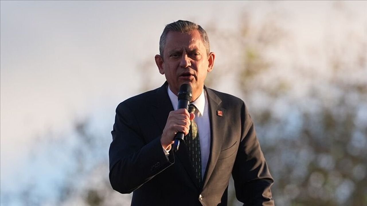 Gazetecilere Yönelik İfadeler Sonrası Özgür Özel’e Özür Çağrısı