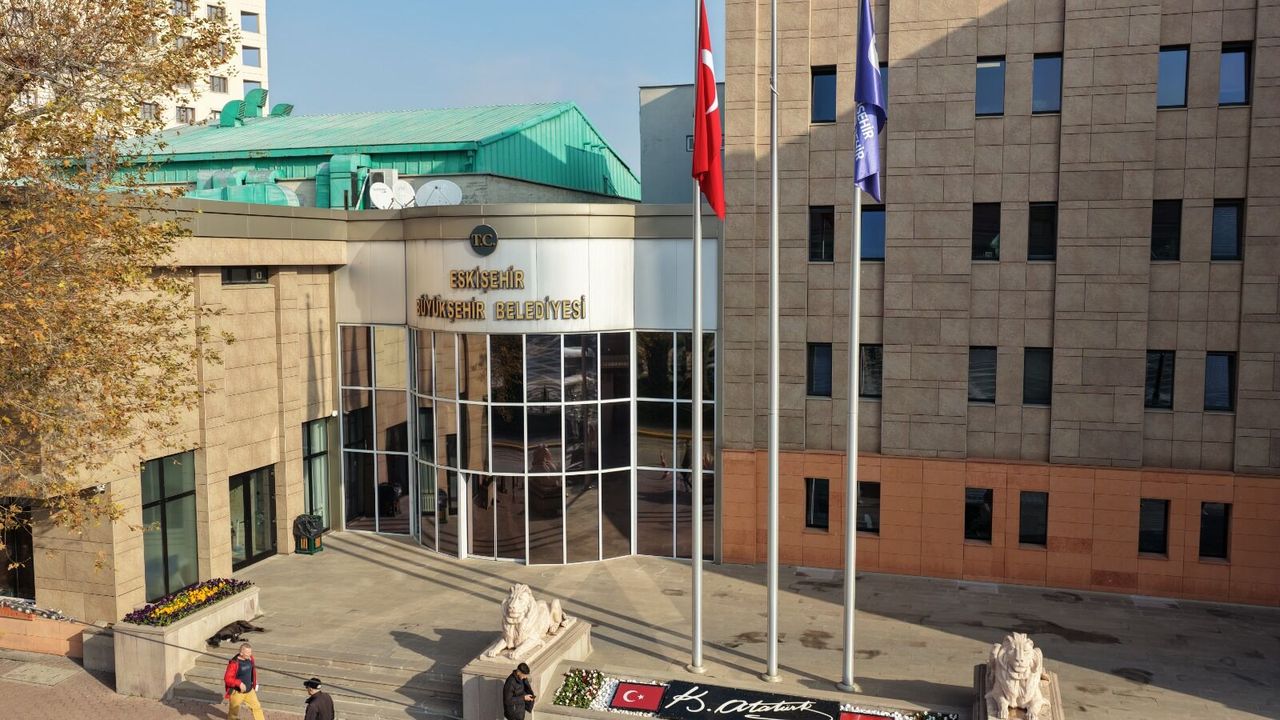 İki Yeni Katlı Otopark İçin İhale Süreci