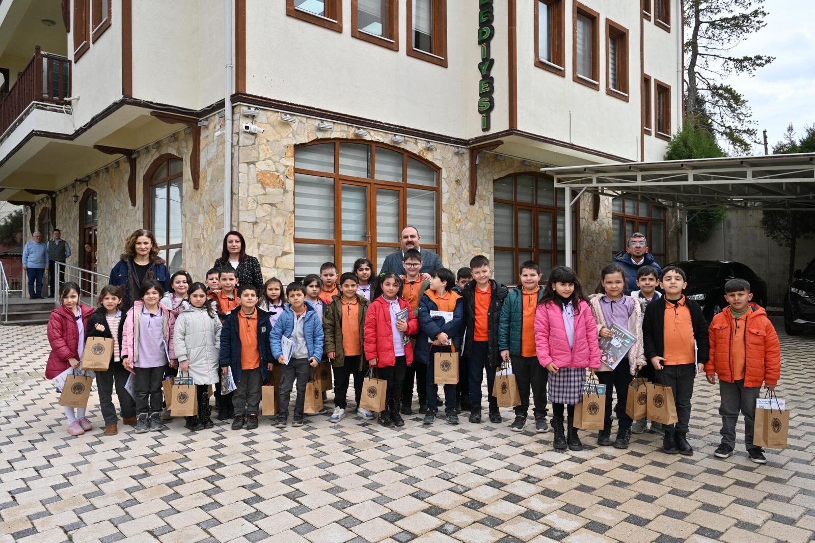 Öğrenciler yerel yönetimleri İnönü'de öğrendi