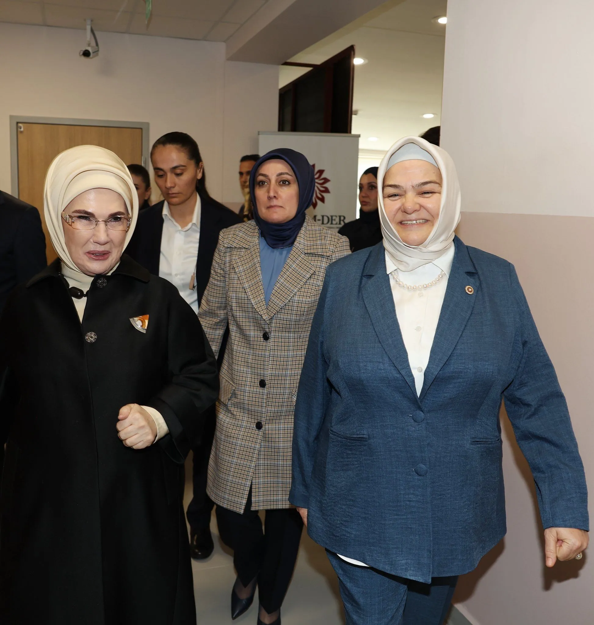 22 Okula Kütüphane Desteği: Ayşen Gürcan Açılışlara Katıldı