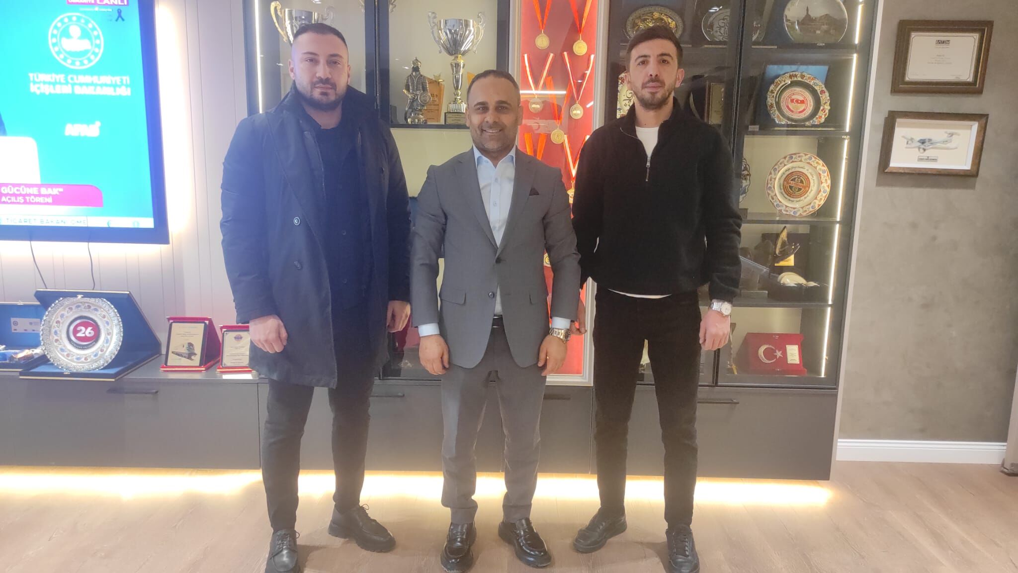 Nefer’den Gökhan Yıldırım’a ziyaret