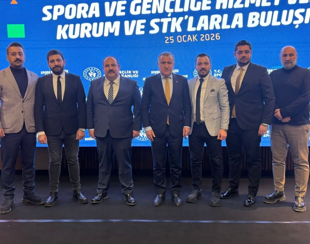 Bakan Bak, Eskişehir’de spor camiasıyla buluştu!