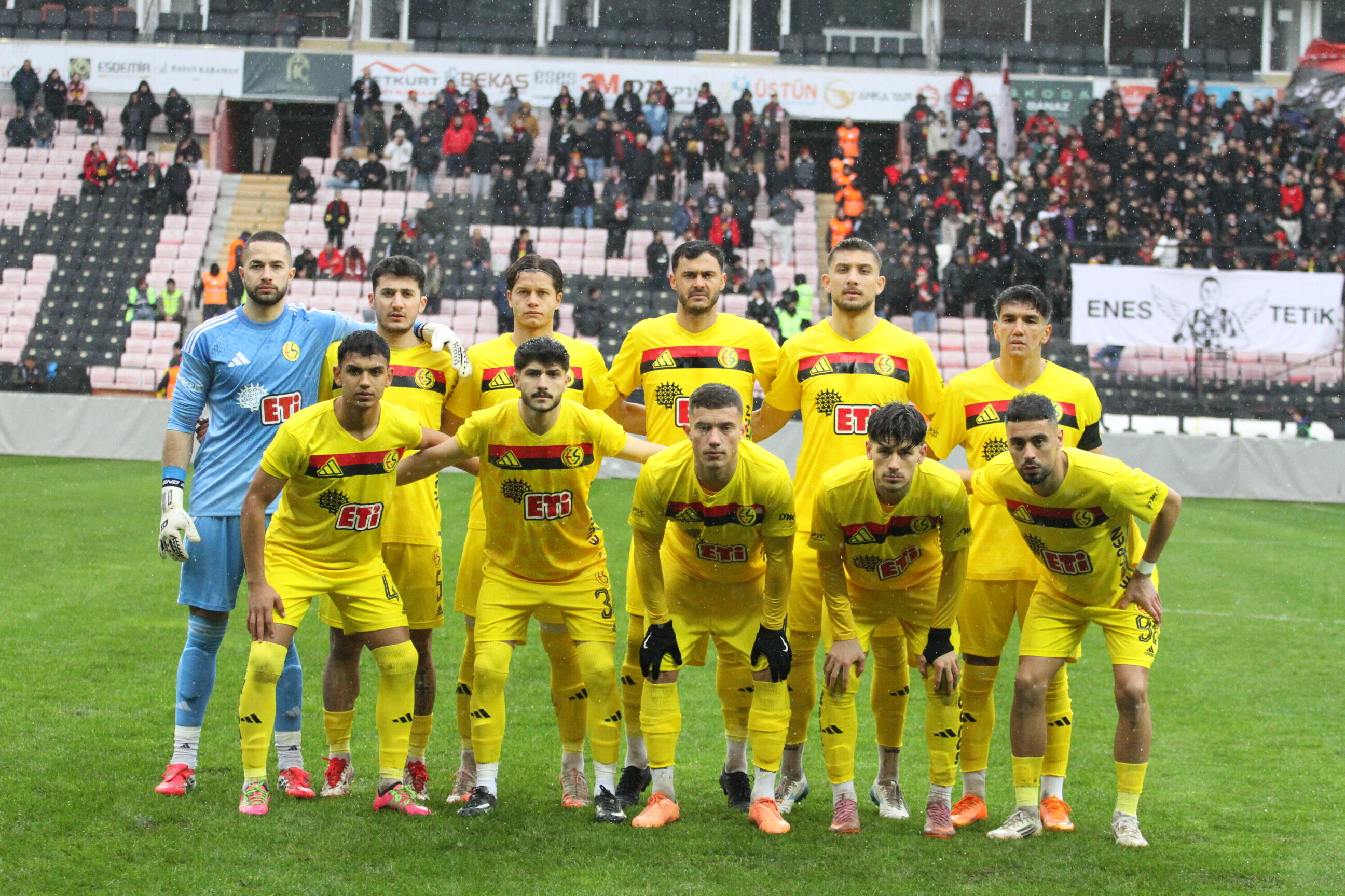 Jakob Aydemir Eskişehirspor forması için gün sayıyor,
