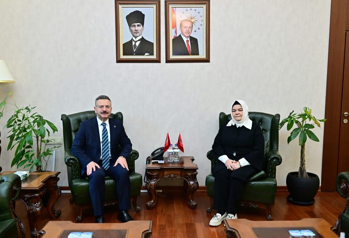 Prof. Dr. Ayşen Gürcan, Vali Hüseyin Aksoy’a teşekkür etti