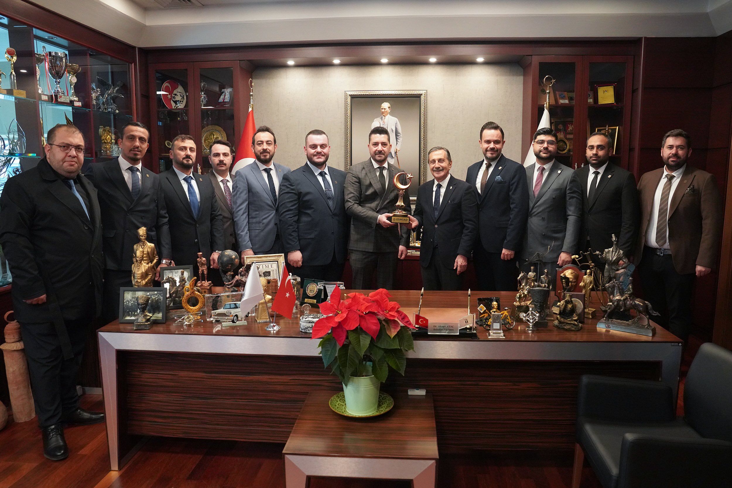 Başkan Ataç’tan ESMİAD’a Hayırlı Olsun Ziyareti