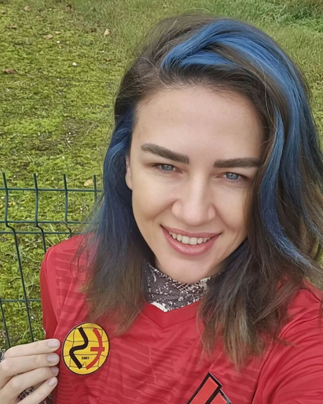 Meryem Boz’un Eskişehirspor pozu taraftardan tam not aldı!
