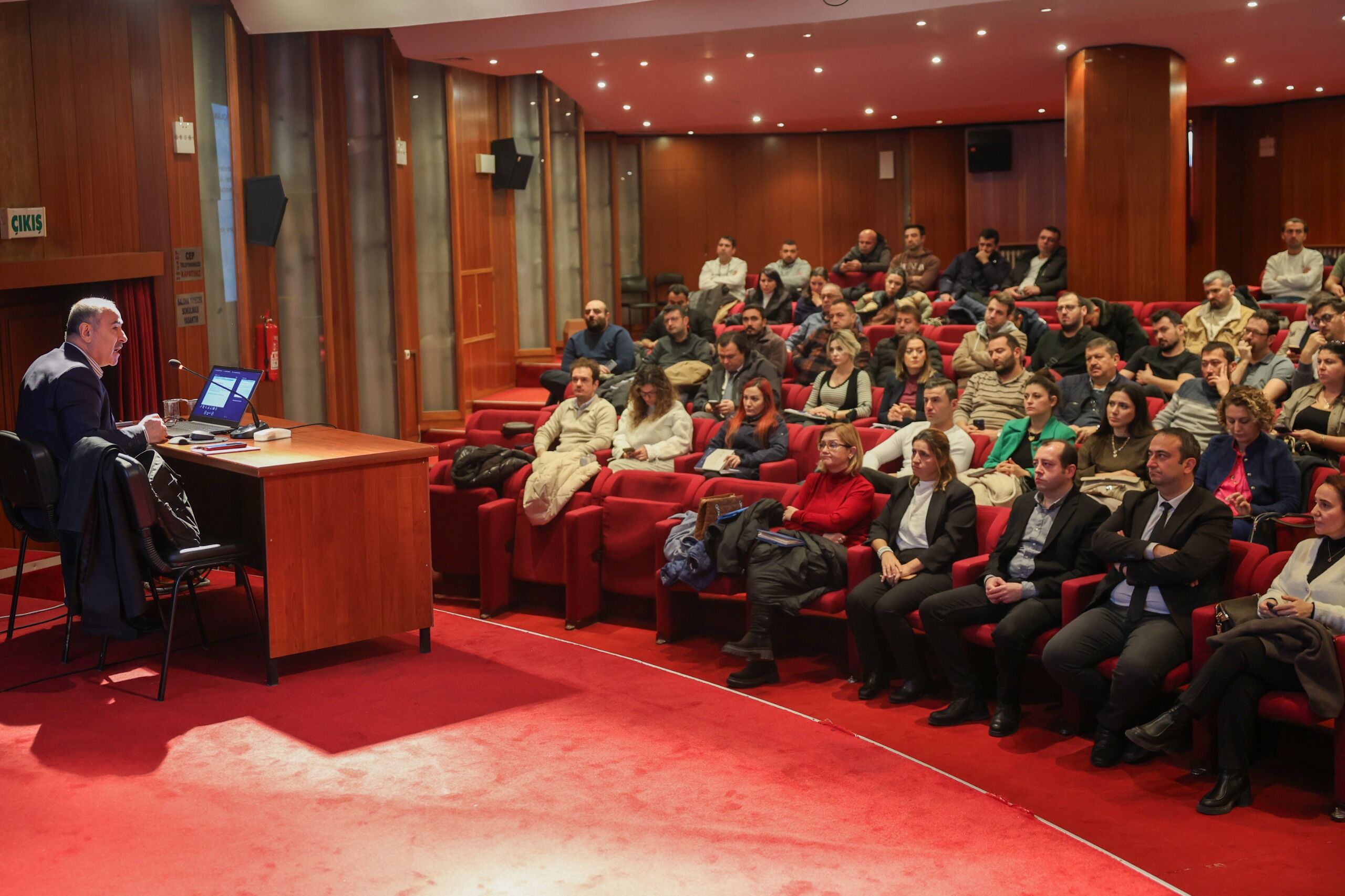 Eskişehir Büyükşehir Belediyesi hizmet içi eğitimlere devam ediyor