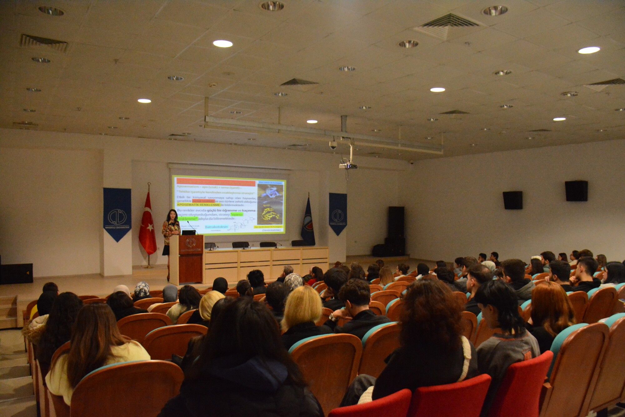 Doğada ve sanatta taklit üzerine seminer yapıldı