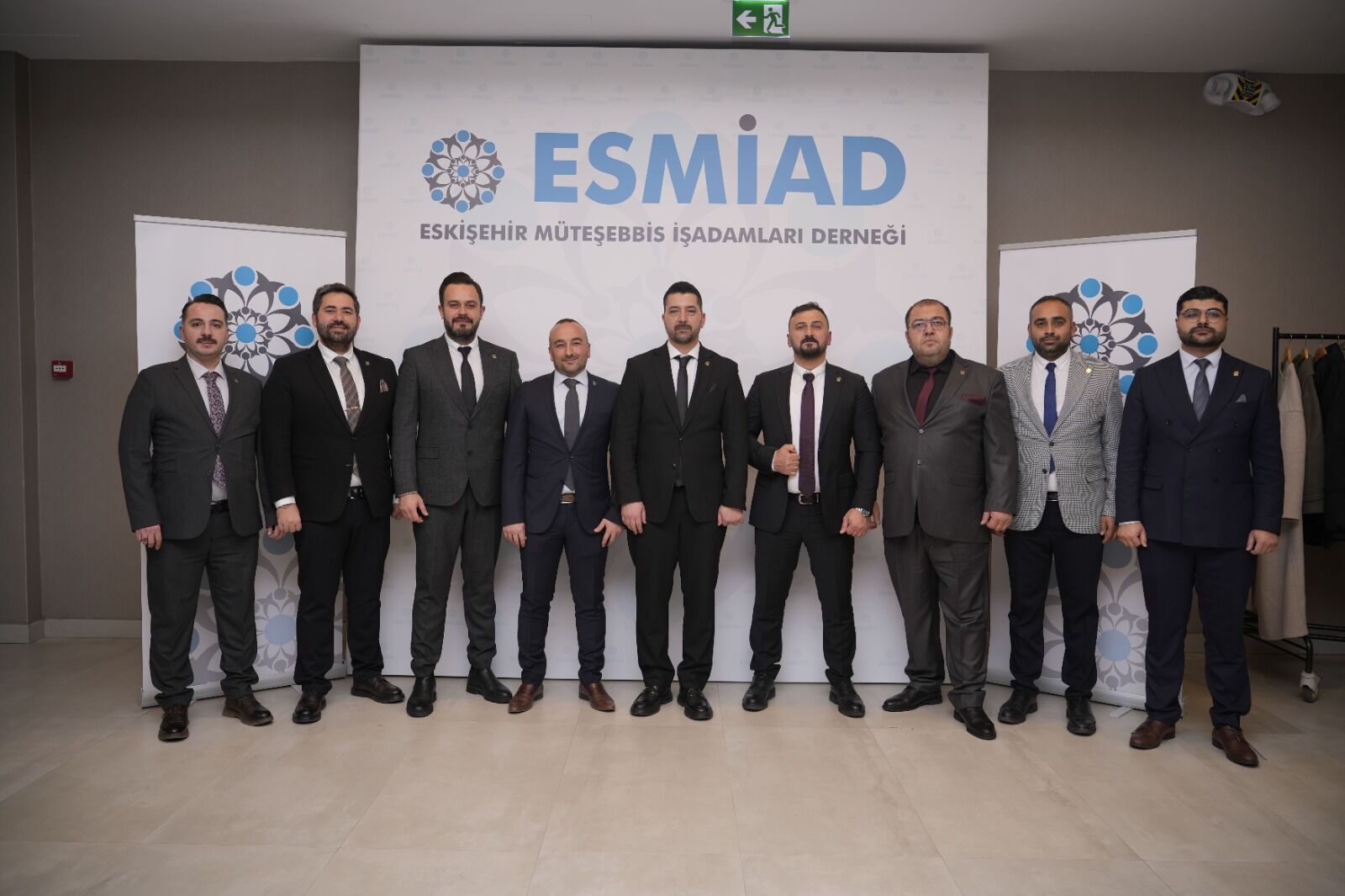 ESMİAD’da Liderlik Görevi Oğuz Sinlenmez’e Devredildi