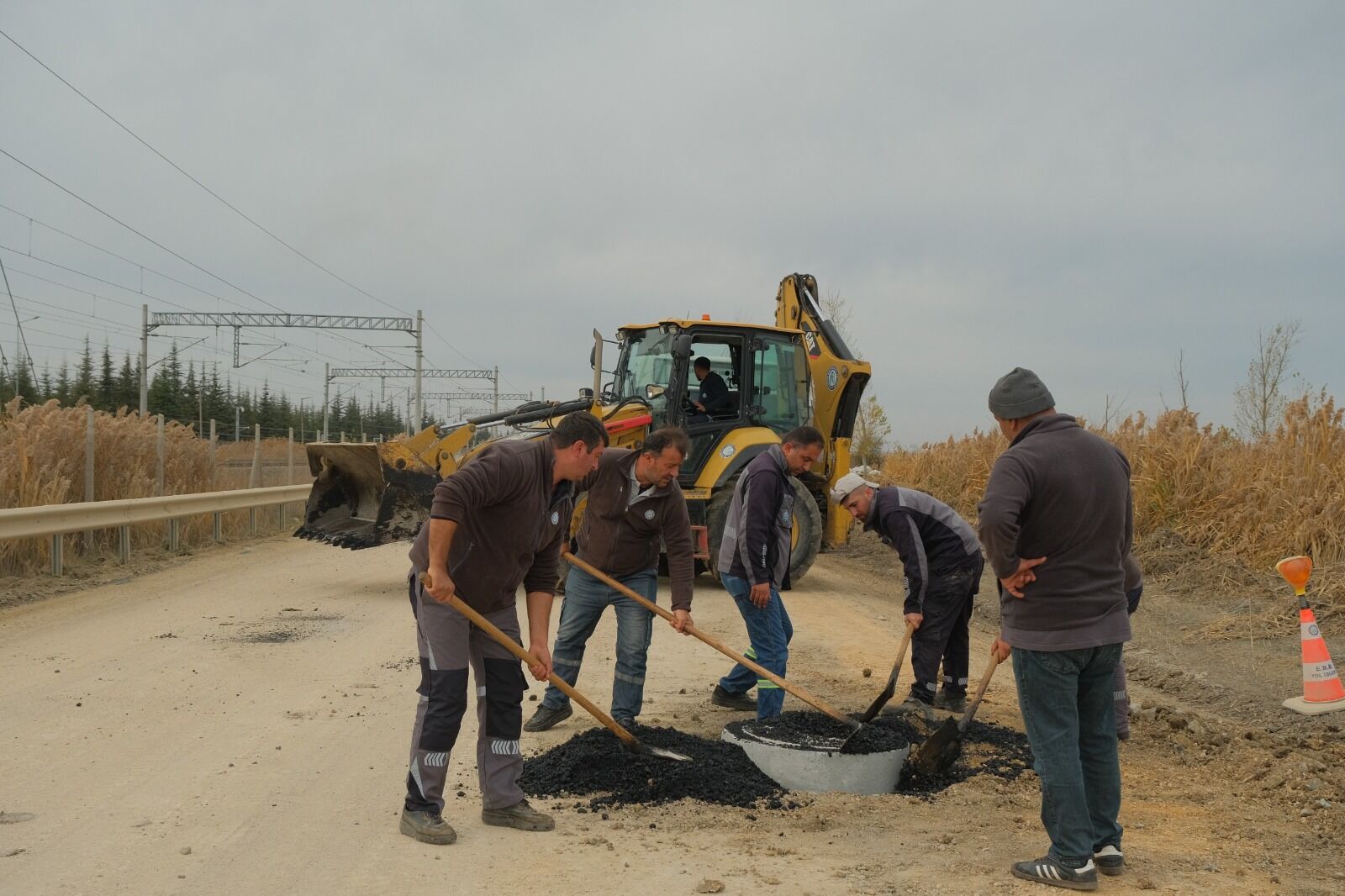 Hatboyu-3 Caddesi’nde Asfalt Yenileme Çalışmaları Başladı