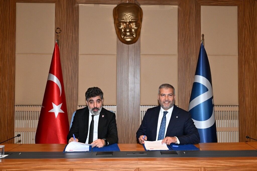 Anadolu Üniversitesi ile Uluslararası Balkan Üniversitesi arasında iş birliği
