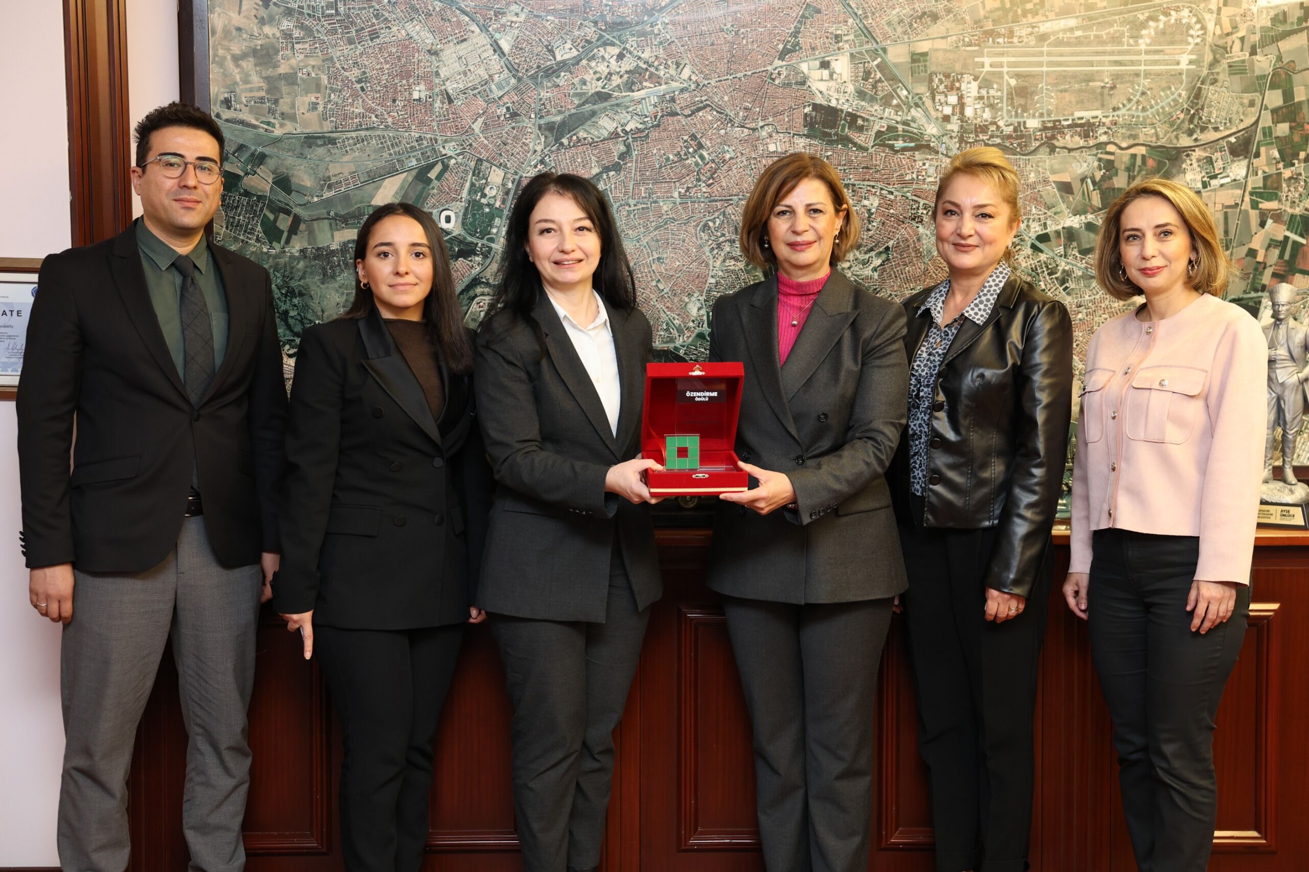 Bi' Fikirle Eskişehir'e özendirme ödülü