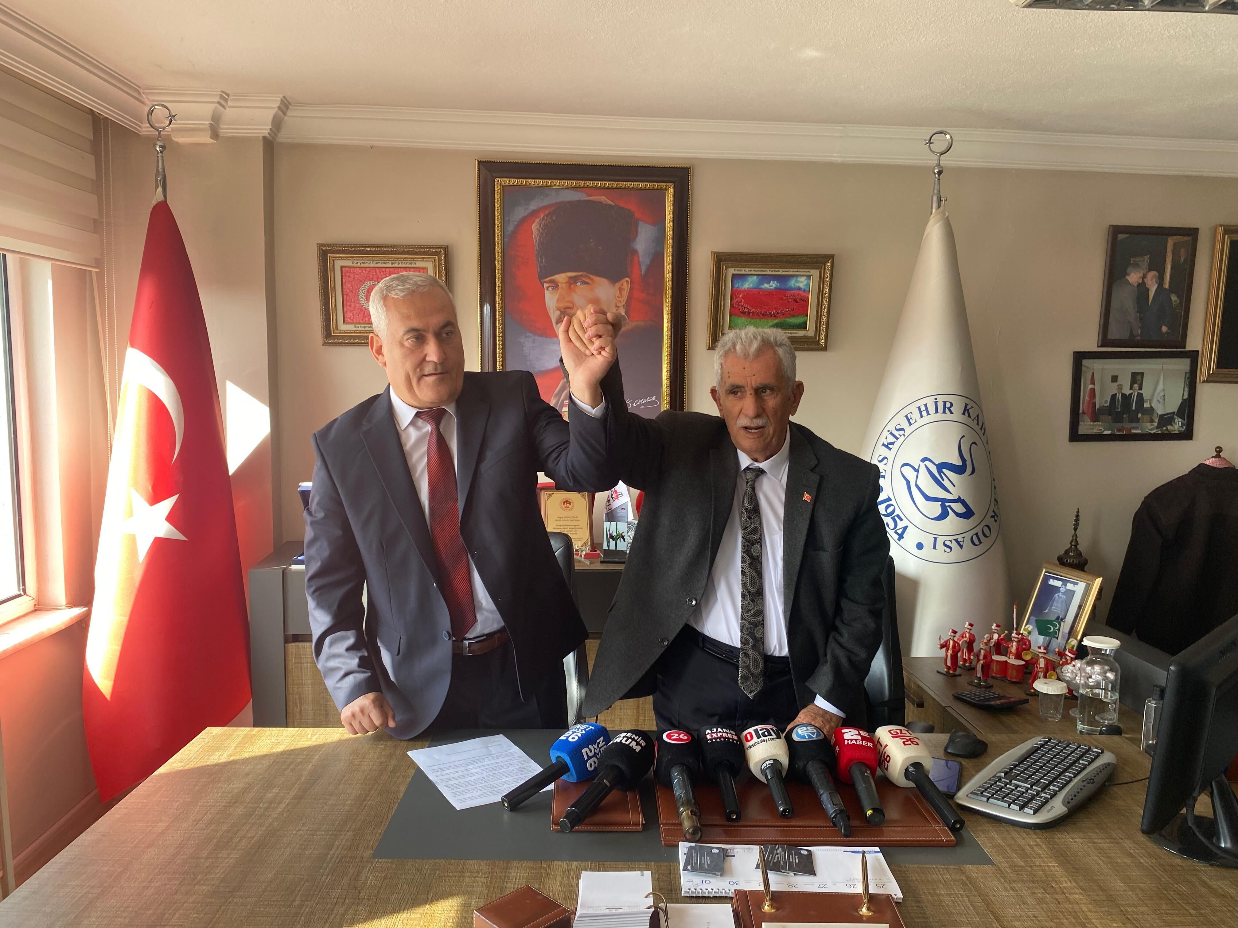 Eskişehir Kahveciler Odası Başkanı'dan Aday Olmayacağım Açıklaması
