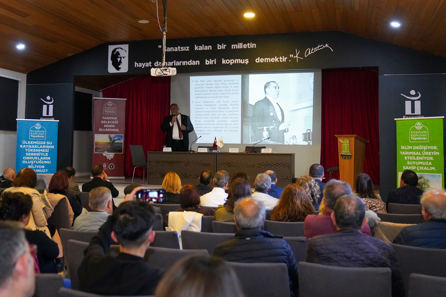 Tepebaşı'nda Atatürk ve Tarım söyleşisi düzenlendi