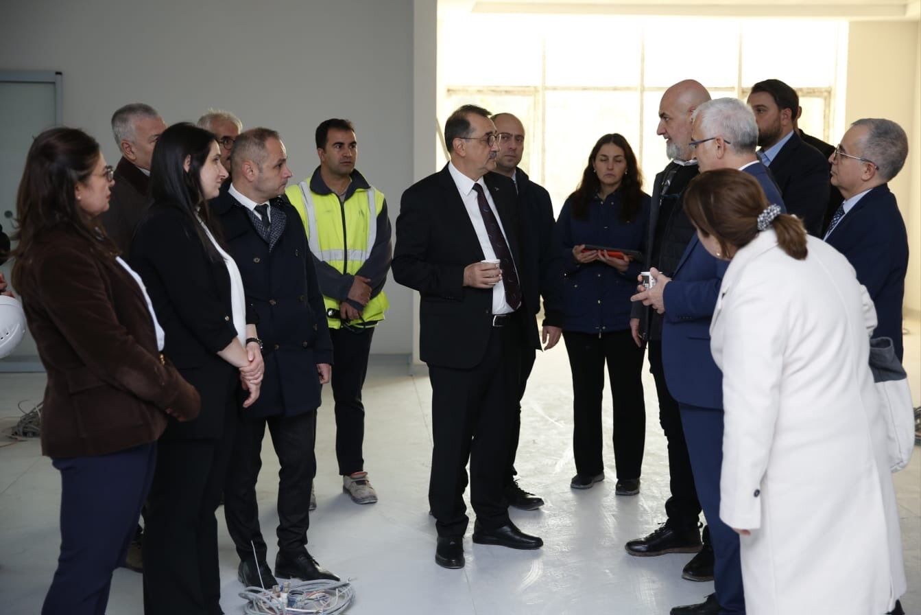 Fatih Dönmez’den ESOGÜ Ağız ve Diş Sağlığı Hastanesi’ne ziyaret