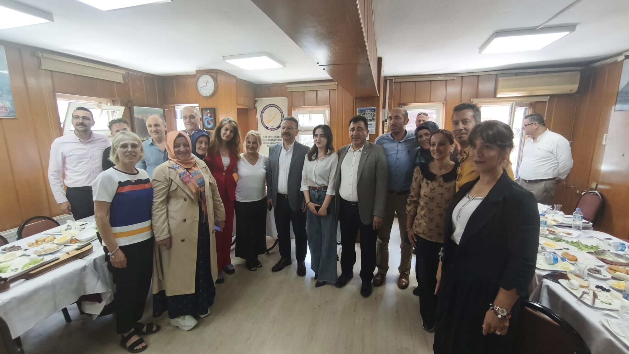 Hemşehri Kahvaltısında Buluştular