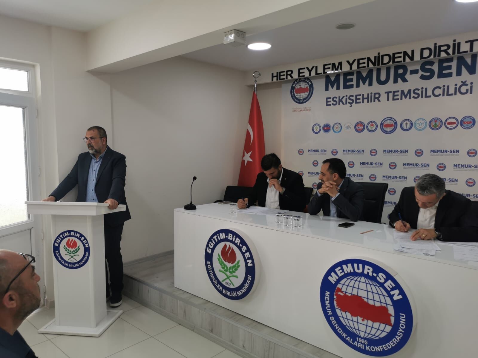 Eğitim-Bir-Sen 2 No'lu Şubede Yeni Başkan Ertuğrul Baki Oldu