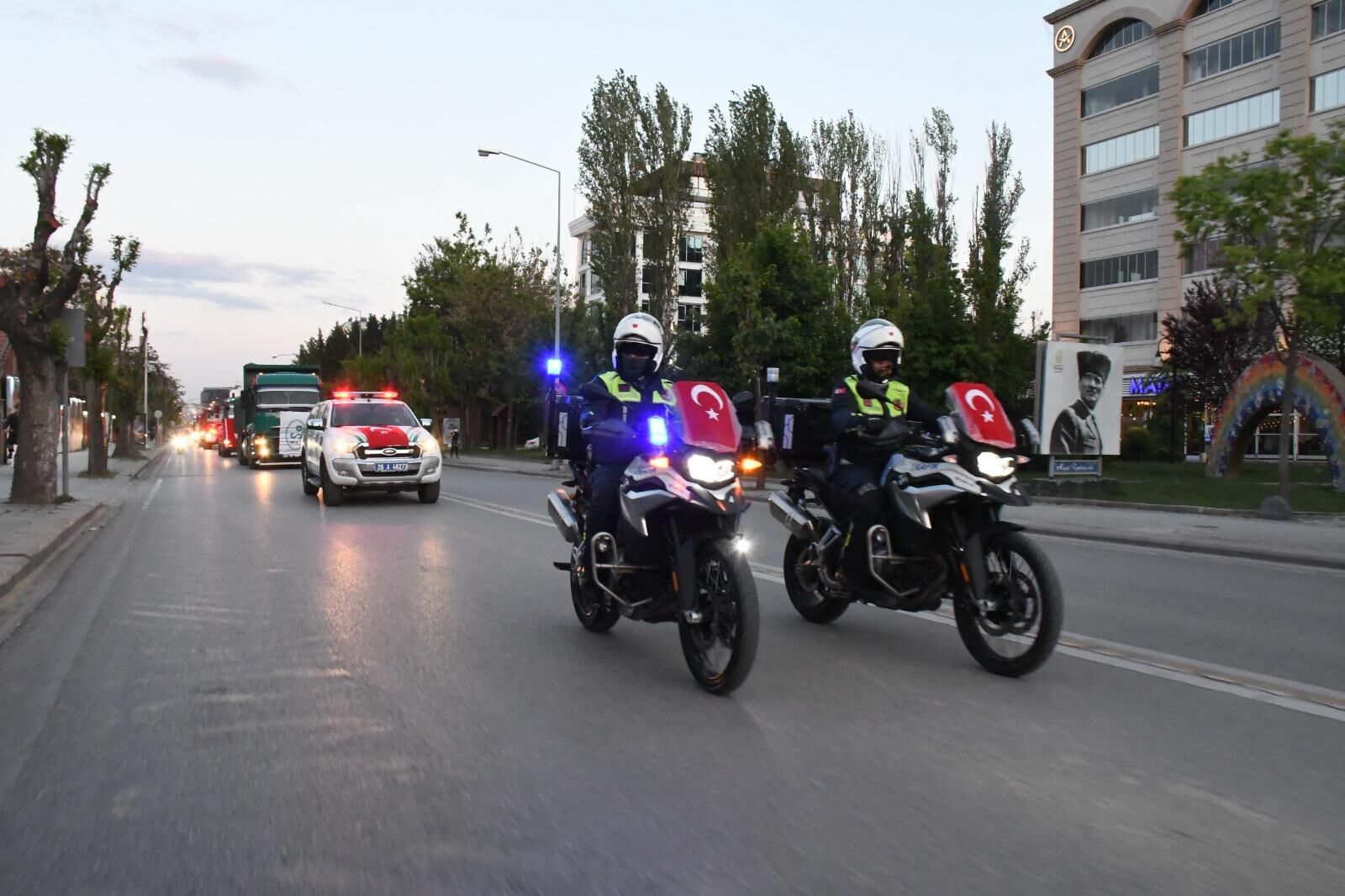 19 Mayıs Konvoyu Eskişehir’de Coşkulu Görüntülere Sahne Oldu