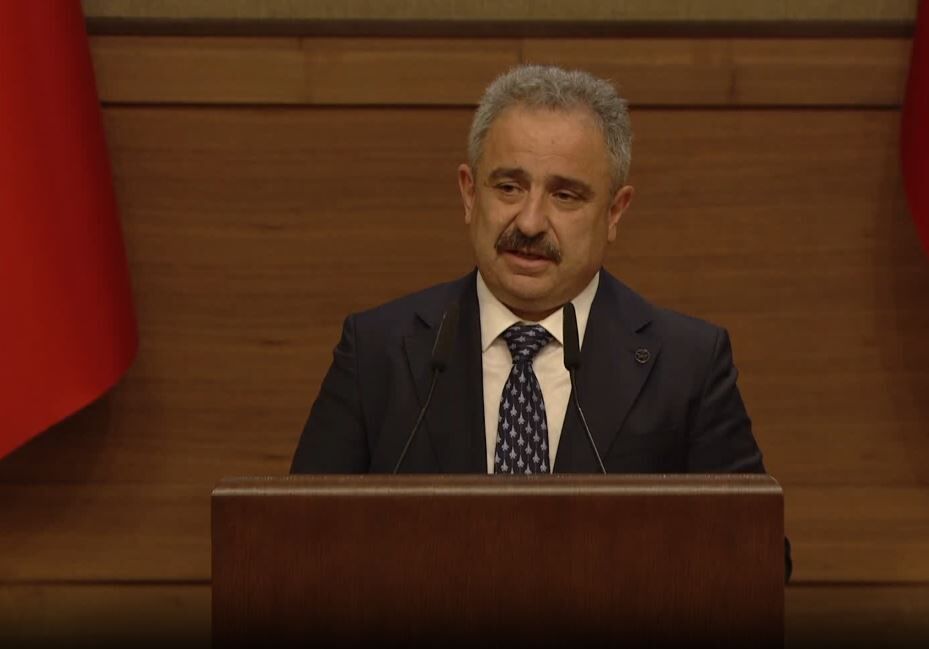 Sinan Burhan’dan Türksat’a çağrı: “Ulusal kanal ile aynı ücreti ödemek adil değil’’