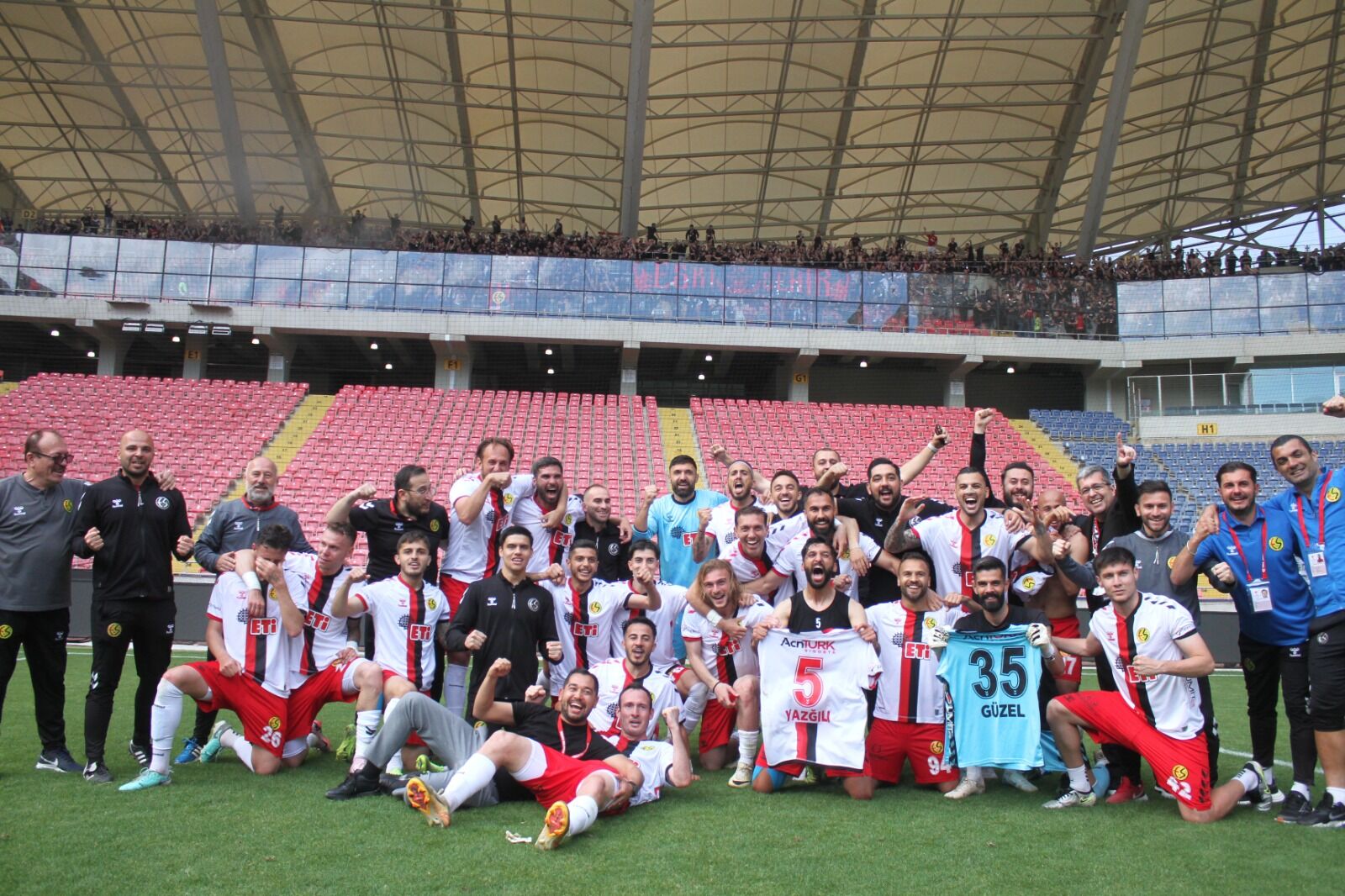 ESKİŞEHİRSPOR 3. LİG’DE!