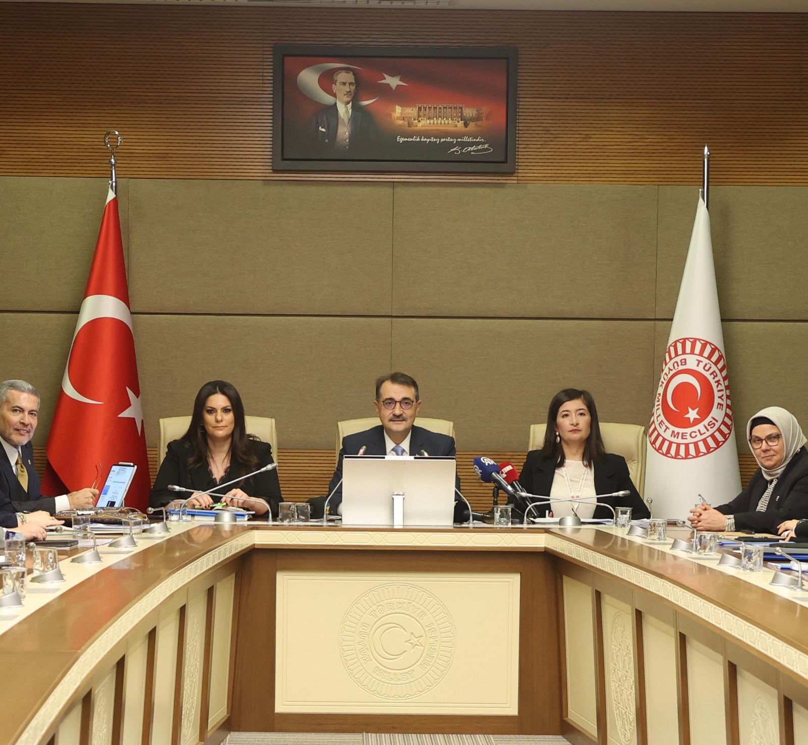 Fatih Dönmez: “Yapay zeka, geleceğimizi şekillendirecek en önemli güçlerden biridir”