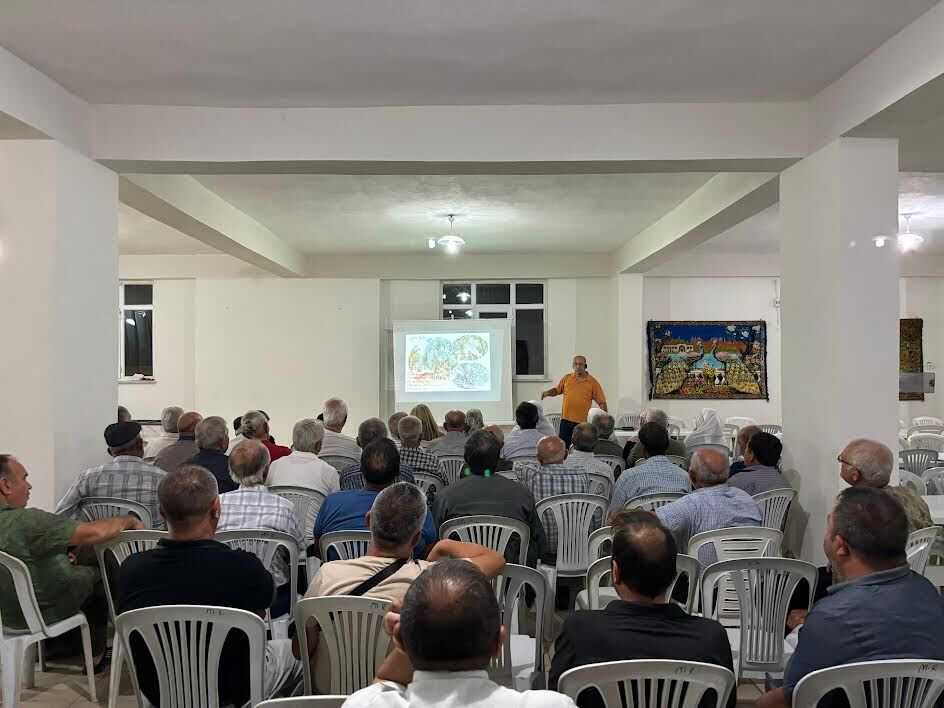Zeytin üreticilerine eğitim verildi