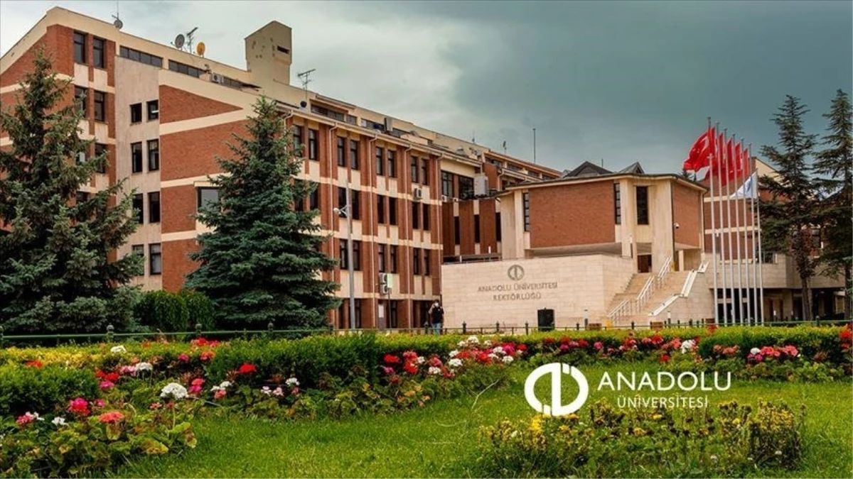 Anadolu Üniversitesi'nden jet cevap
