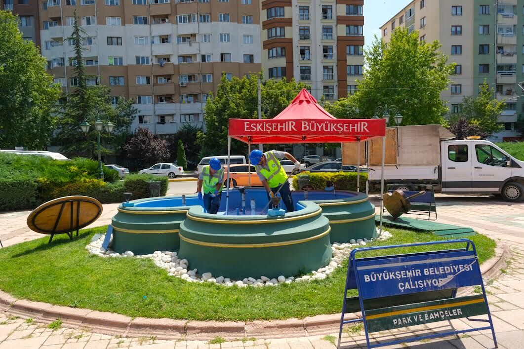 Süs havuzları yenileniyor