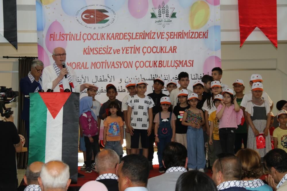 Filistinli çocuklarla moral buluşması