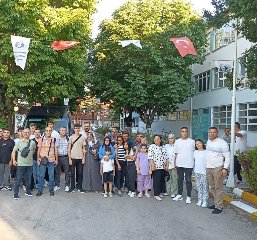 Eskişehir'den 15 öğrenci staj için yurt dışına gitti