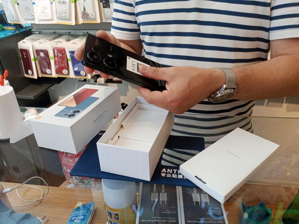 Telefon fiyatları düştü