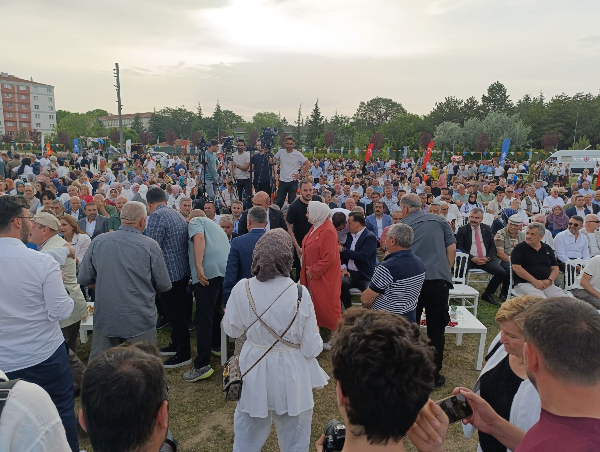 Kurban Bayramı, AK Parti bayramlaşması ve vize sıkıntısı
