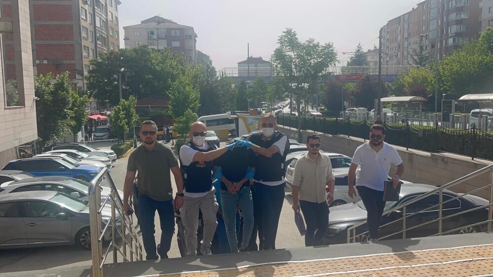 5 milyon TL dolandırdı