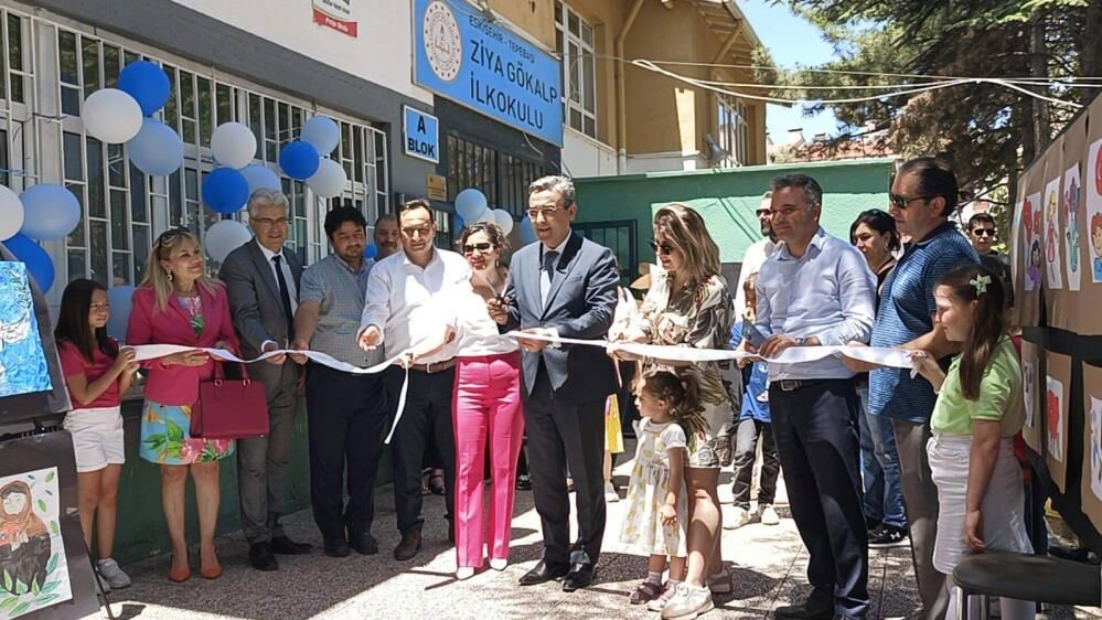 Yıl sonu sergisi ve hayır pazarı