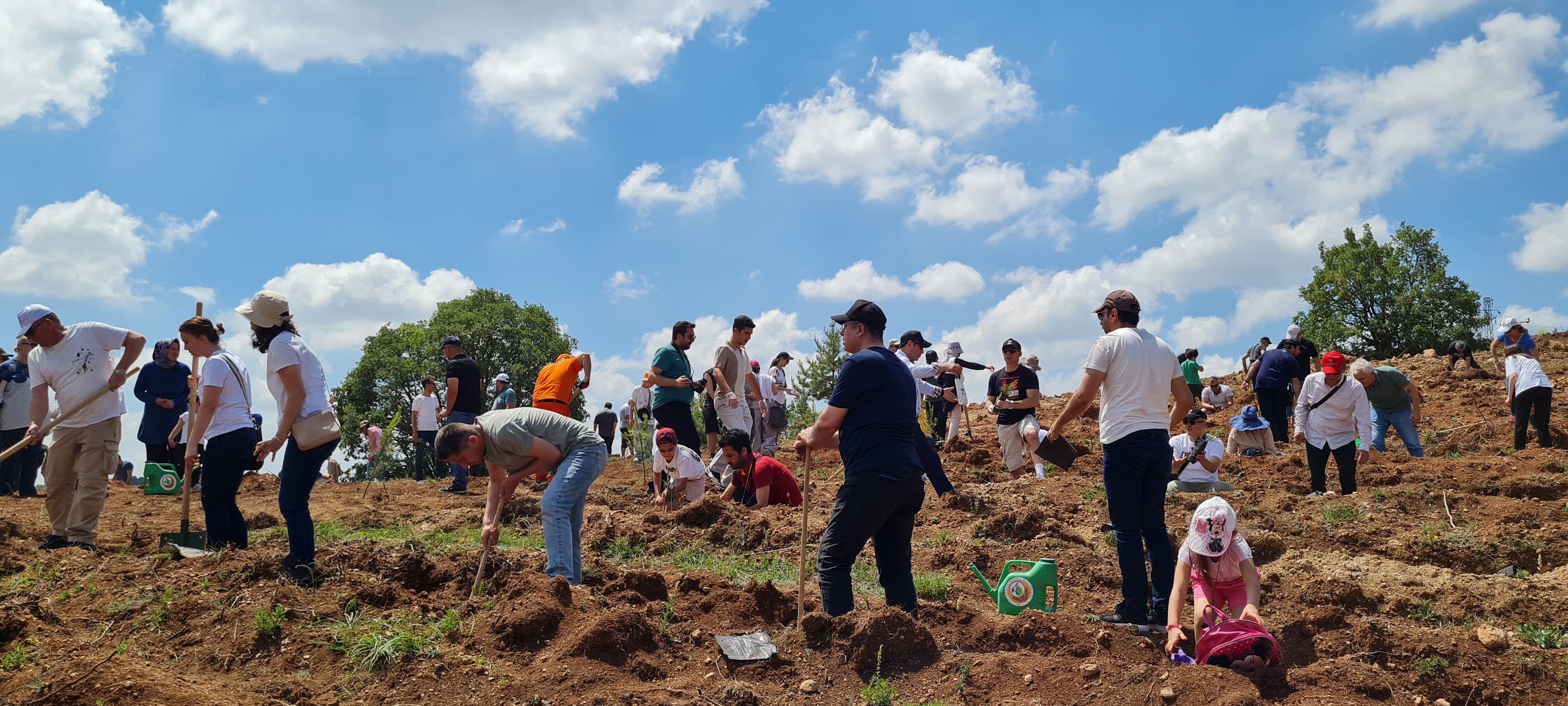 Sıfır Atık Ormanı yeni dikilen fidanlar ile büyüyor