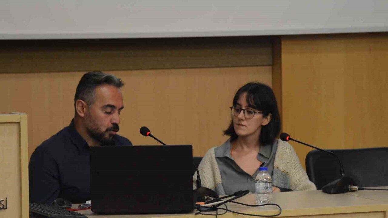 Edebiyat Fakültesi’nde “Kariyer Günleri Buluşması” semineri gerçekleştirildi