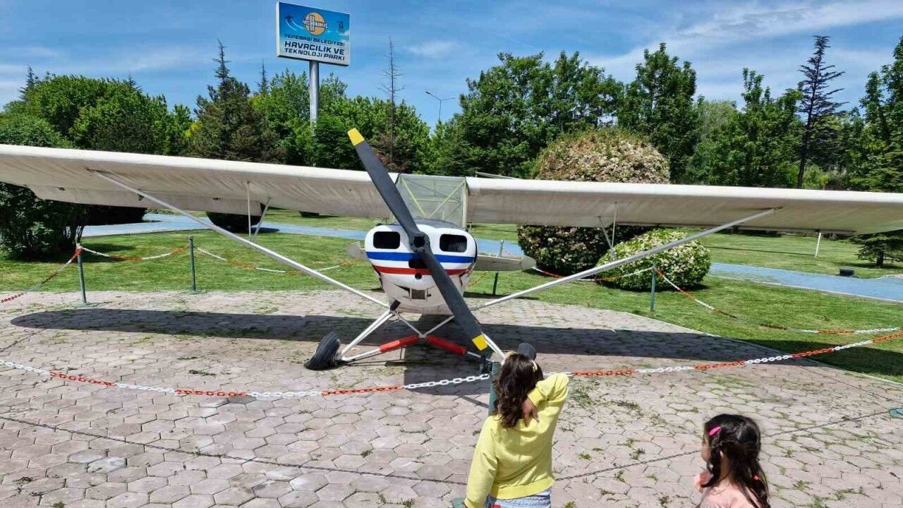 Ahmet Ara Engelsiz Kreş’te minikler yaşayarak öğreniyor