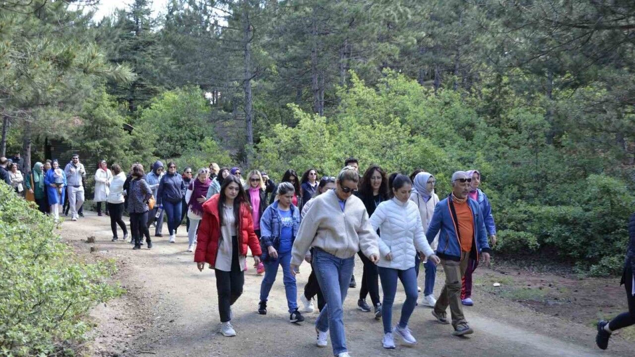 Obeziteye dikkat çekmek için yürüdüler