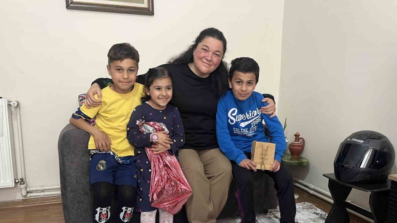 Anne olamayınca, yüzlerce engelli, kimsesiz ve yoksul çocuğu evladı gibi bağrına bastı