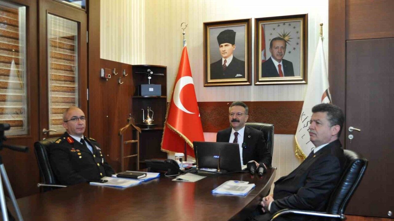 Eskişehir Valiliği Nisan Ayı Güvenlik Bilgilendirme Toplantısı