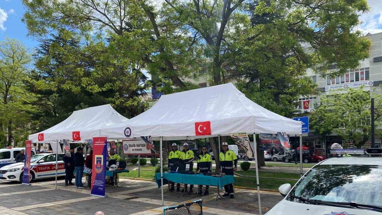 Trafik Haftası çerçevesinde bilgilendirme çalışmaları başladı