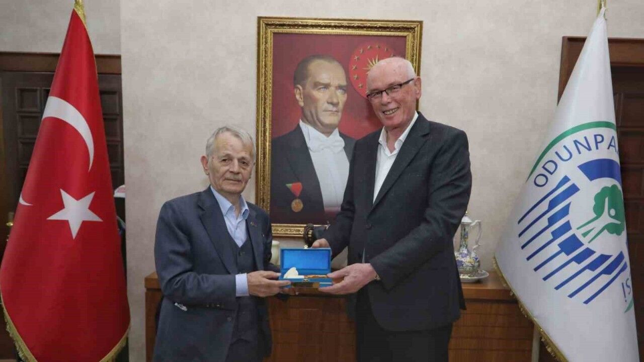 Mustafa Abdülcemil Kırımoğlu’ndan Başkan Kurt’a hayırlı olsun ziyareti