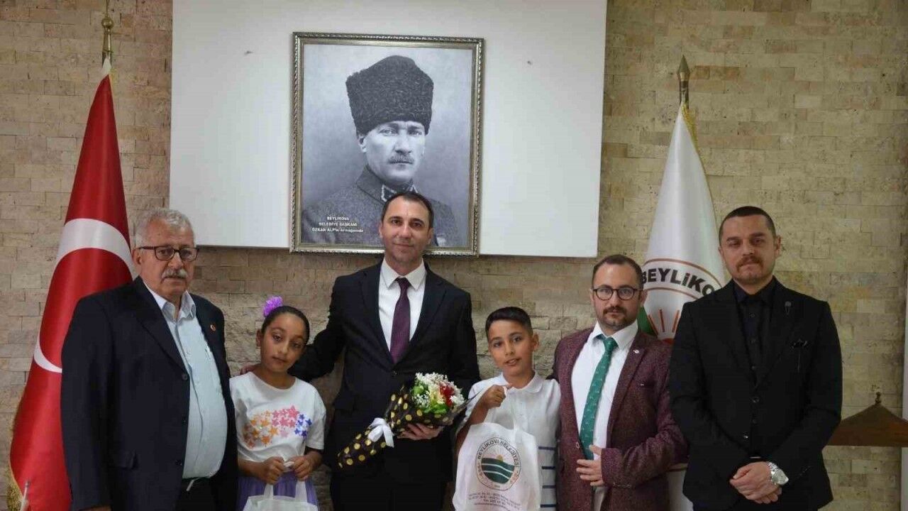 Başkanlık koltuğu 23 Nisan´da koltuk Havin ve Adar’ın oldu