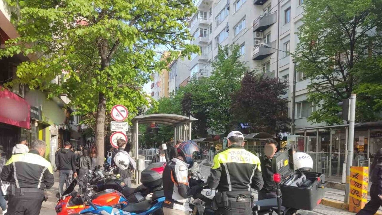 Trafik kurallarına uymayan 41 motosiklet ve motorlu bisiklet sürücüsüne ceza kesildi