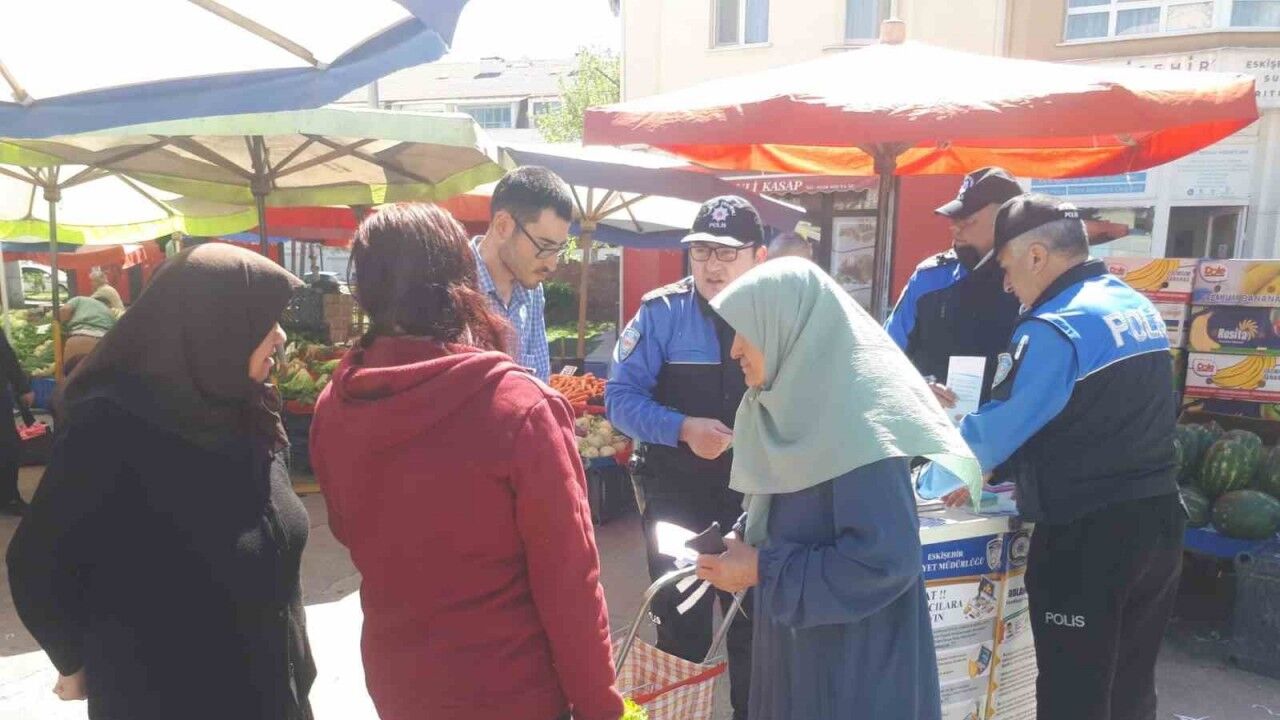 Hırsızlıkları önlemek için vatandaşlara bilgilendirme yapıldı