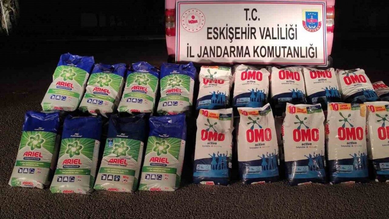 Piyasaya sahte ve kaçak deterjanları sürmeye hazırlanan şahıs yakalandı