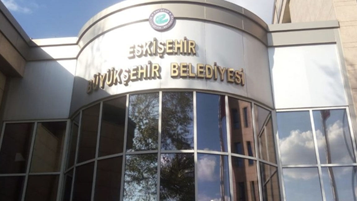 Eskişehir'de Büyükşehir Belediyesini kim kazanıyor?